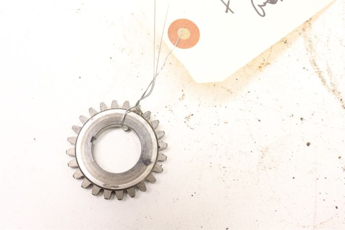 Suzuki Quad Runner LT 300 88 Idler Gear  #1 31624