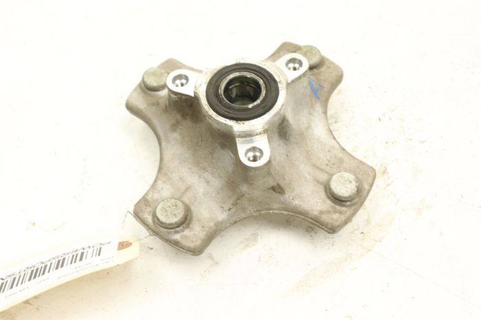 カナ Can-Am DS 90X 10 Hub Front V44650CEK010 #1 36744 - Power Sports
