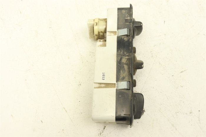 Kubota RTV 1100 2011 HeaterA/C Control 3A851-72010 40311 - Power