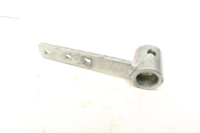 JOHN DEERE XUV GATOR DIFFERENTIAL LOCK ARM AM881483 40464