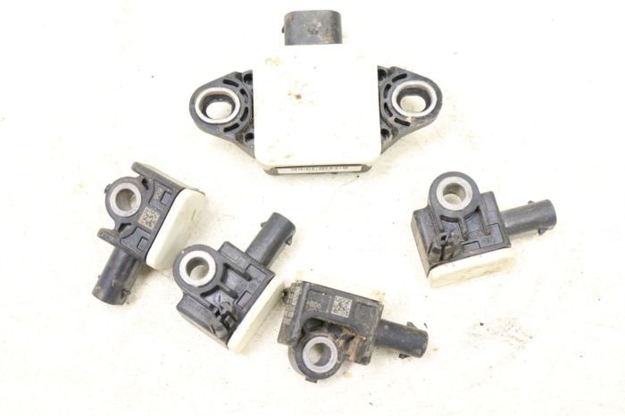 Can-Am Maverick Turbo RR XRS 21 Live Valve Shock Sensors 43899