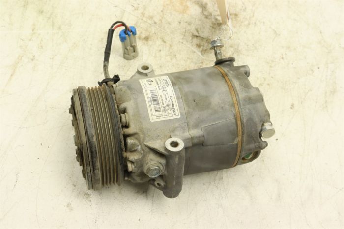 Can-Am Defender HD10 Limited 1000 20 A/C Compressor 420889412