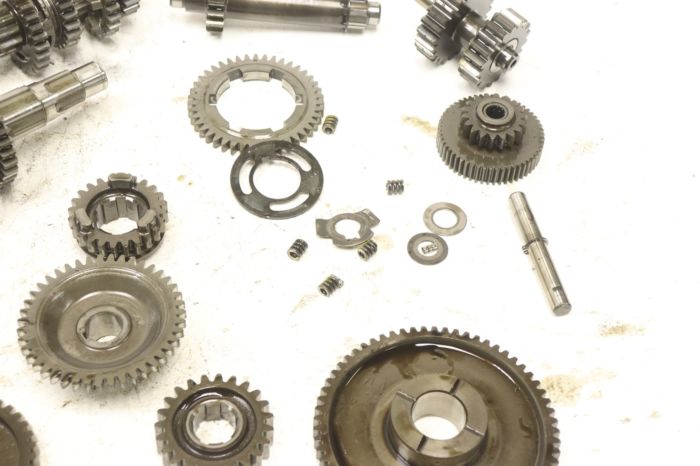 Yamaha Kodiak 400 96 Transmission Shafts Gears Assembly 44108