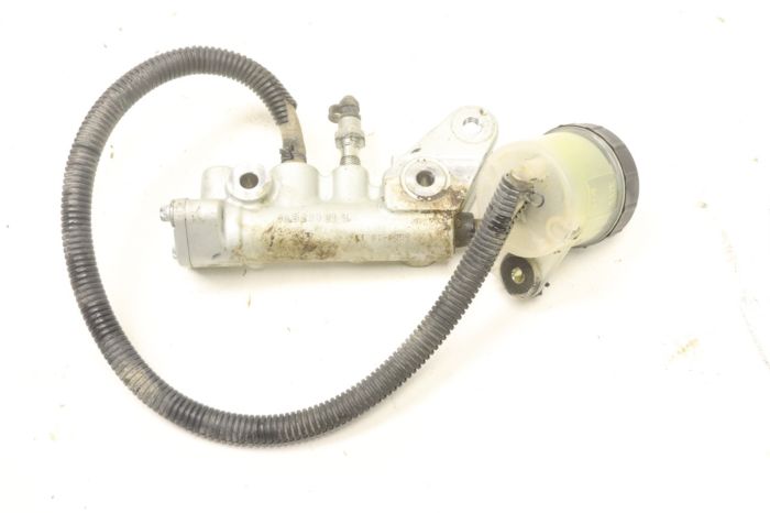 Can-Am Outlander 570 MAX XT 17 Brake Master Cylinder Foot