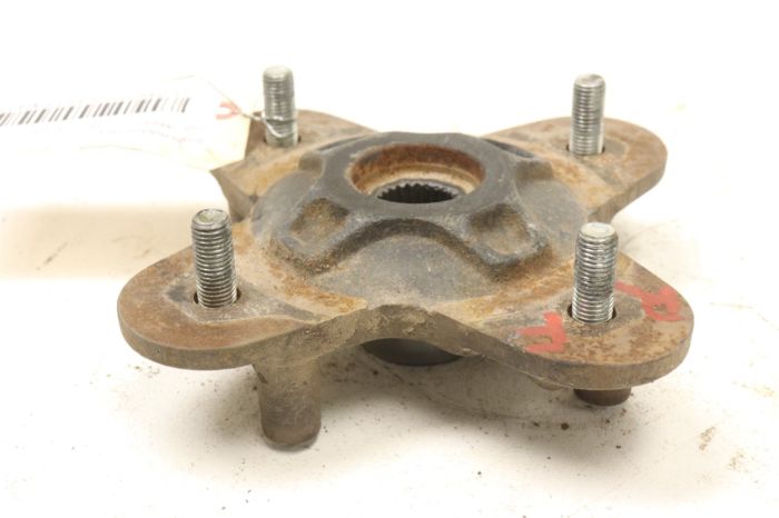 R  2点 83652 Amazon.com: Caltric Front Left Or Right Wheel Hub Compatible