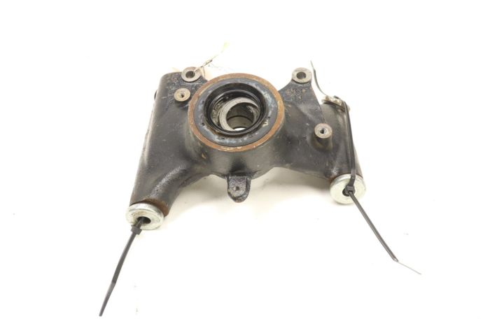 Yamaha YXZ 1000 EPS SE 16 Knuckle Right Rear 2HC-F532F-02-00 47107