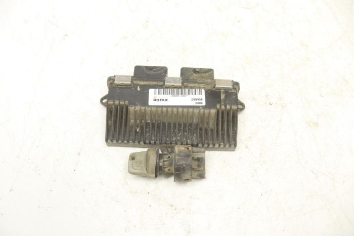 Can-Am Commander 1000 XT 12 CDI Box w/ Ignition Switch 420266956 50102