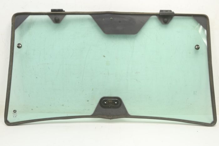 John Deere Gator 835R 18 Windshield Kit BM26383 LOCAL PICK UP ONLY