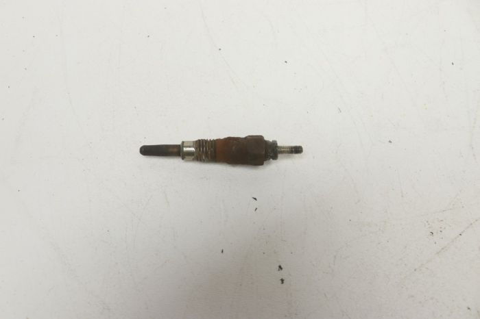 John Deere Gator XUV 850 D 07 Glow Plug MIU805954 #1 48832