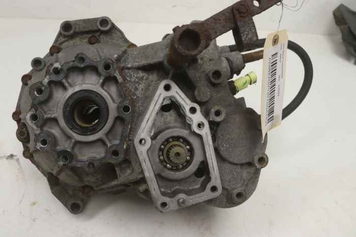 John Deere Gator XUV 850 D 07 Transmission MIA10831 48832