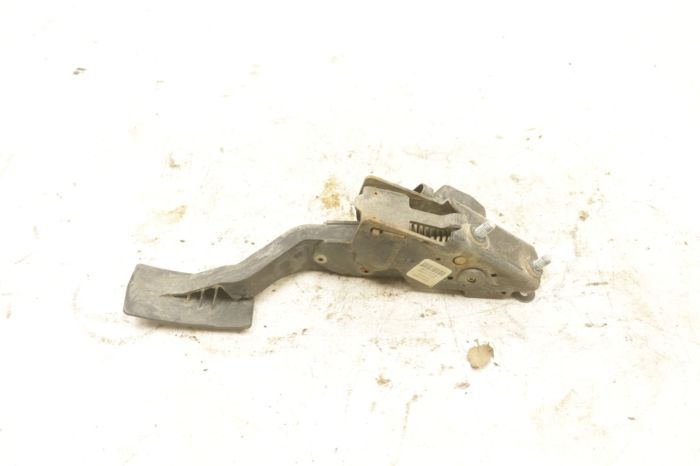 Can-Am Maverick X3 Turbo 64 20 Accelerator Pedal 707001803