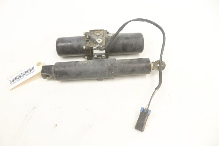 John Deere Gator XUV 850 D 07 Electric Box Bed Lift BM23079 48884