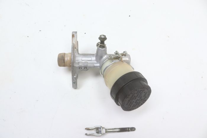 Kawasaki Mule 3010 07 Brake Master Cylinder 43015-1682 52161