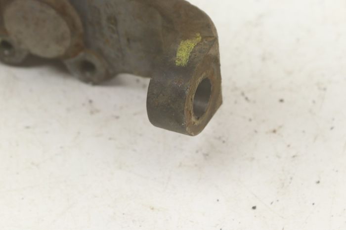Honda Fourtrax 300 95 Knuckle Spindle Left Front 51220-HC4-840
