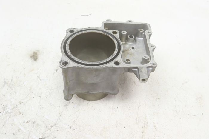 Honda Big Red 700 MUV 12 Engine Cylinder 12100-HN8-A60 52472