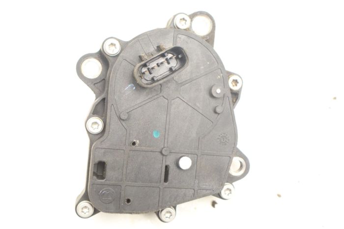 Can-Am Defender HD8 XT 20 Actuator Gear Box Diff Rear 715900613