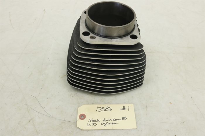 Harley Davidson Twin Cam Stock 88 Cylinder #1 13582
