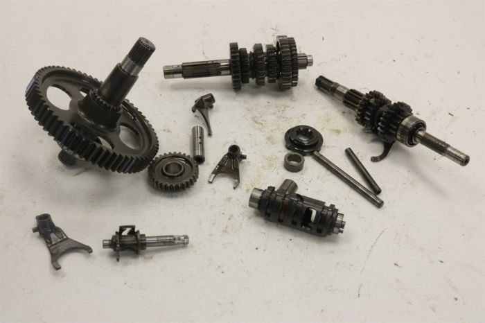 Suzuki Quad Runner 250 90 Transmission Gears 17032