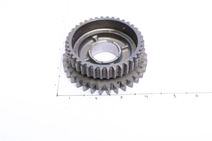 Honda GEAR, COUNTERSHAFT SECOND (33T/38T) 23431-HN8-000