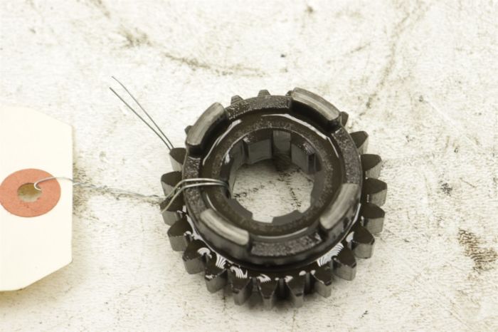 Suzuki GEAR, 4TH DRIVEN (NT:23) 24341-18A02