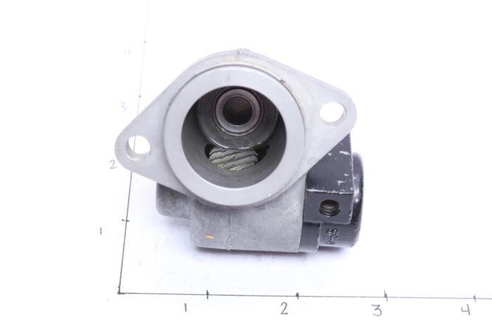 Yamaha . .Housing, Tachometer Gear 4WV-17811-00-00