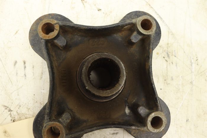 Polaris RZR XP 1000 EPS Front or Rear Wheel Hub 5139265-067