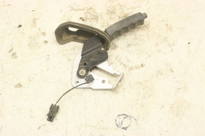 POLARIS MID-SIZE PARKING BRAKE – Spring Brake Thingy